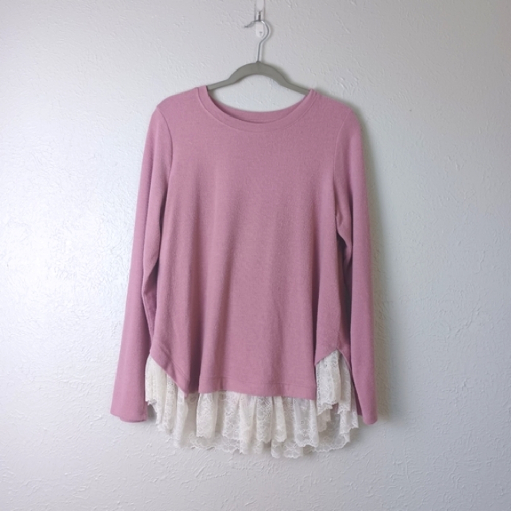 A:Glow Beautiful Maternity Long Sleeve Lace Trim Top